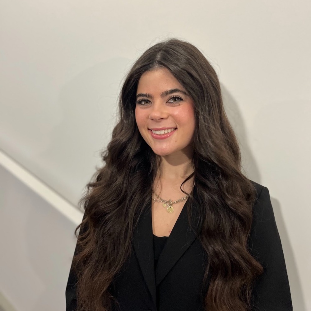 Meet your Posher, Giana